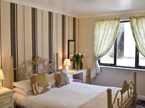 Double bedroom | Riverview, Nr. Liskeard