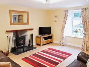 Living room | Longcroft Cottage, Oyne, nr. Insch