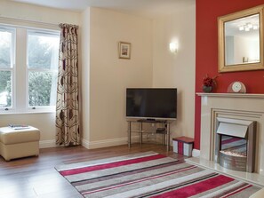 Attractive lounge and dining room | 3 Greta Grove House - Greta Grove Apartments, Keswick