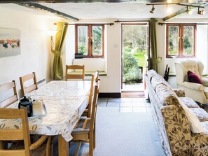 Open plan living space | Bergerac Cottage - Coppers Cottages, Lyme Regis