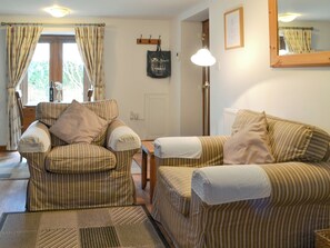 Living room | Hay Loft - Church Farm Cottages, Lower Gresham