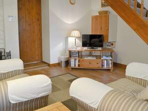Living room | Hay Loft - Church Farm Cottages, Lower Gresham