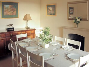Elegant dining room | Einich, Newtonmore, near Aviemore