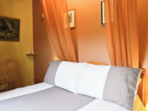 Double bedroom | Waterside Lodge, Port Appin