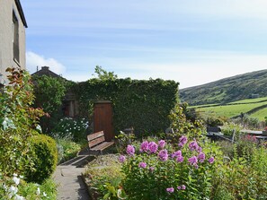 Garden | Harriet’s Cottage, Muker near Reeth