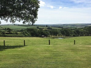 Surrounded by rolling Cornish countryside | Lower Shipen, The Stable - Brazzacott Cottages, North Petherwin, near Launceston