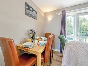 Dining Area | Owl Cottage - Maesydderwen Holiday Cottages, Llandeilo