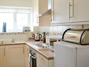 Kitchen | Owl Cottage, Llandeilo