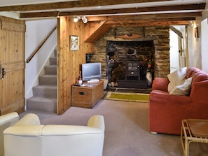 Living room/dining room | Pillar Box Cottage, Trenale, Tintagel