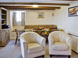 Living room/dining room | Pillar Box Cottage, Trenale, Tintagel