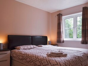 Double bedroom | Marina View, East Cowes