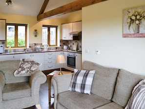 Open plan living/dining room/kitchen | Buttercup Cottage, Ripley near Harrogate