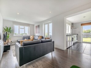 Living room | Primrose Cottage, Widemouth Bay, near Bude