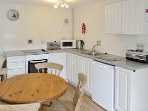 Fully appointed kitchen area | Dairy Farm Cottages -Bluebell Cottage - Dairy Farm Cottages, Wootton Fitzpaine, near Charmouth