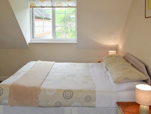 Comfortable double bedroom | Dairy Farm Cottages -Bluebell Cottage - Dairy Farm Cottages, Wootton Fitzpaine, near Charmouth