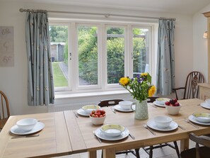 Dining Area | Barrowswood & Strawberry Lodge - Barrowswood, Cheddar