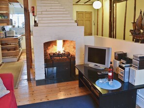 Living room/dining room | The Quarter House, Rye