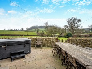 Hot tub | Armswell House, Plush, near Piddletrenthide