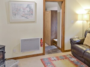 Open plan living/dining room/kitchen | Yew Tree Bothy, Holymoorside, nr. Chesterfield