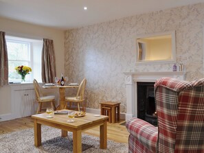 Living room/dining room | Well Cottage, Ceres near Cupar