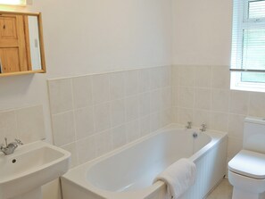 Bathroom | Ponsgwedhen, Coverack, nr. Helston