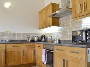 Open plan living/dining room/kitchen | The Old Carthouse, Nr. Uttoxeter