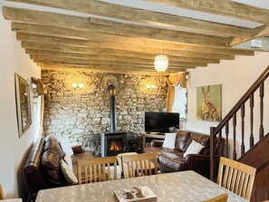 Open plan living space | Honeysuckle Cottage, Matlock