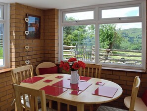 Sun room | Fedwr Gog, Bala