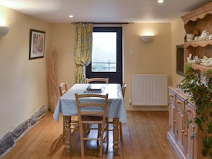 Separate dining room | Ladycroft Barn, Thornhill, Hope Valley