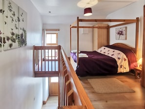 Four Poster bedroom | Harbut Law Holiday Cottages - The Calf Shed, Alston