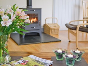 Open plan living/dining room/kitchen | Field View, Cynghordy, nr. Llandovery