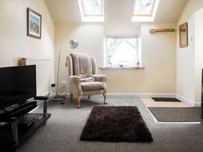 Open plan living space | Grooms Cottage, Suffield near Scarborough