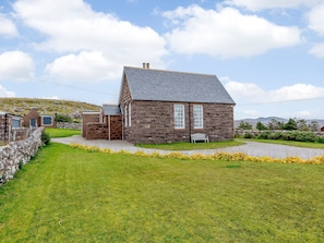 Exterior | The Old School House, Oldshoremore near Kinlochbervie