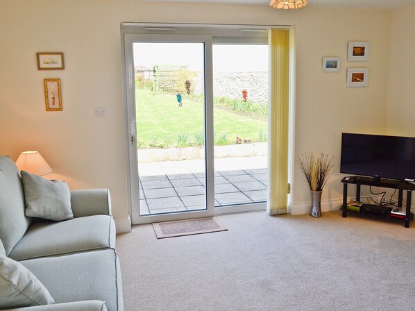 Living room | Freshwater Bay View, Portland