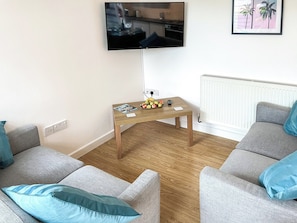 Living area | Palm Villa, Porth, near Newquay