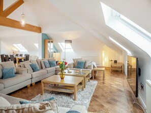 Open plan living space | The Penthouse, Morfa Nefyn