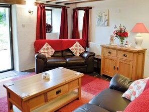 Living room | Fordbrook Cottage, Brixton Torr