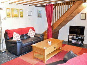 Living room | Fordbrook Cottage, Brixton Torr