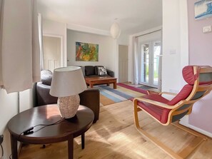 Living area | Cockle Cottage, Elmer, near Middleton on Sea