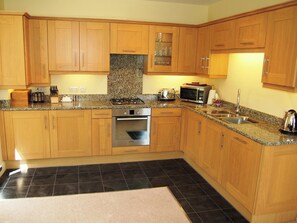 Bishop View, Thornthwaite
