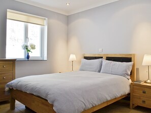 Double bedroom | Seren Y Mor, Pendine near Amroth
