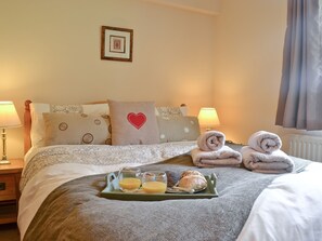 Double bedroom | Ty Newydd Cottage, Salem, nr. Llandeilo