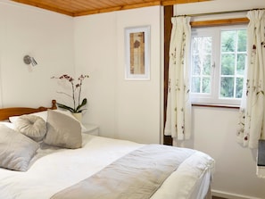 Double bedroom | Summer House, St Asaph