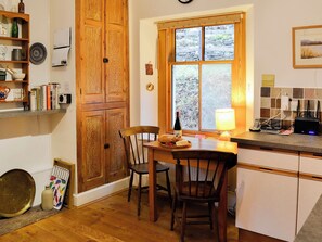 Quirky shabby chic kitchen | The Larches, Seldom Seen near Thornthwaite