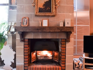 Living room/dining room | Arne Barn, Near Wareham