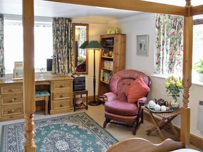 Four Poster bedroom | Wetherlam, Lowick Bridge