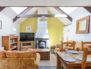 Characterful open plan living space | Cross Cottage - Sandy Barn Cottages, St Breward, Bodmin Moor