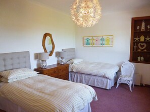 Twin bedroom | The Beach House, Maidens