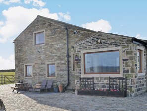 Exterior | Hutter Hill Barn East, Silsden near Skipton