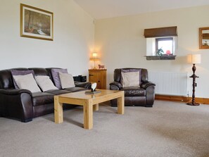 Spacious living room | Hutter Hill Barn East, Silsden near Skipton